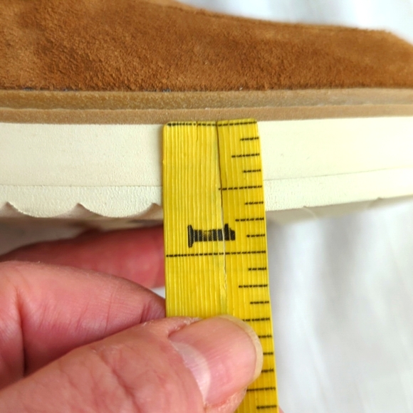 UGG shoes style 1095231, Atwater Spill Seam wedge loafer, sz 6 - Picture 12 of 12